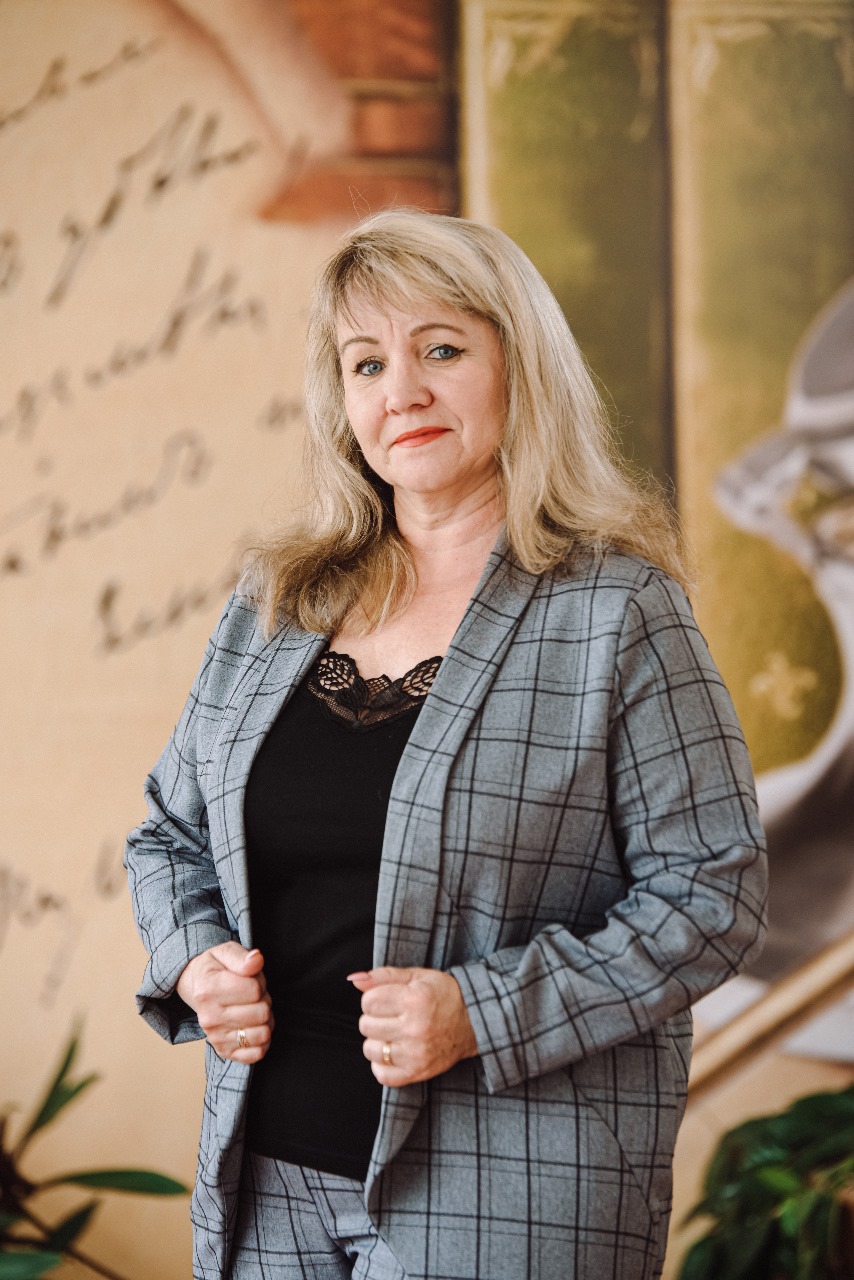 Кузнецова Елена Ивановна.